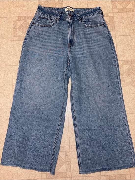 Abercrombie & Fitch Denim - Abercrombie & Fitch Light Blue Wide Leg High Rise Jeans Cropped Curve Love
